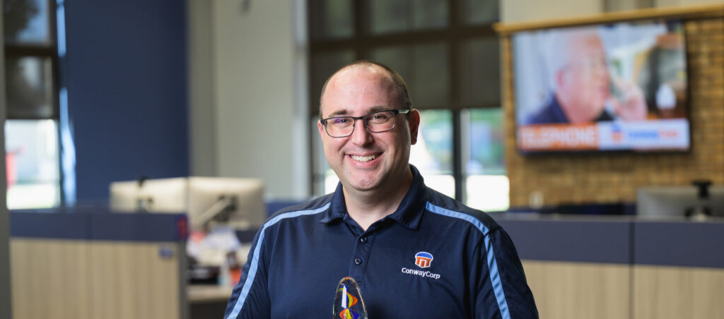 Ryan Tucker Wins 2025 Conway Corp Customer Service Award